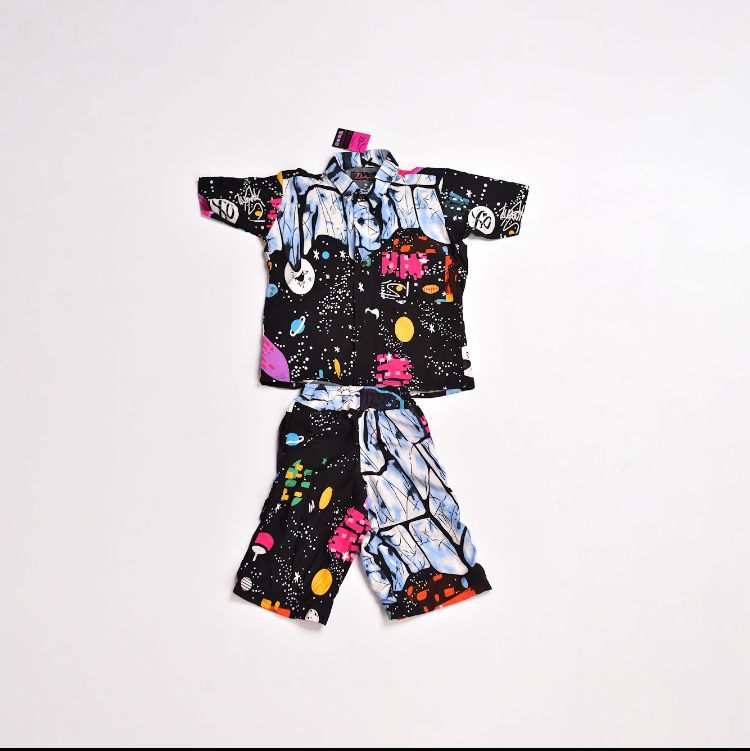 Zasberry boys’ Galaxy Graffiti Short Set – Button-Up Shirt & Matching Shorts