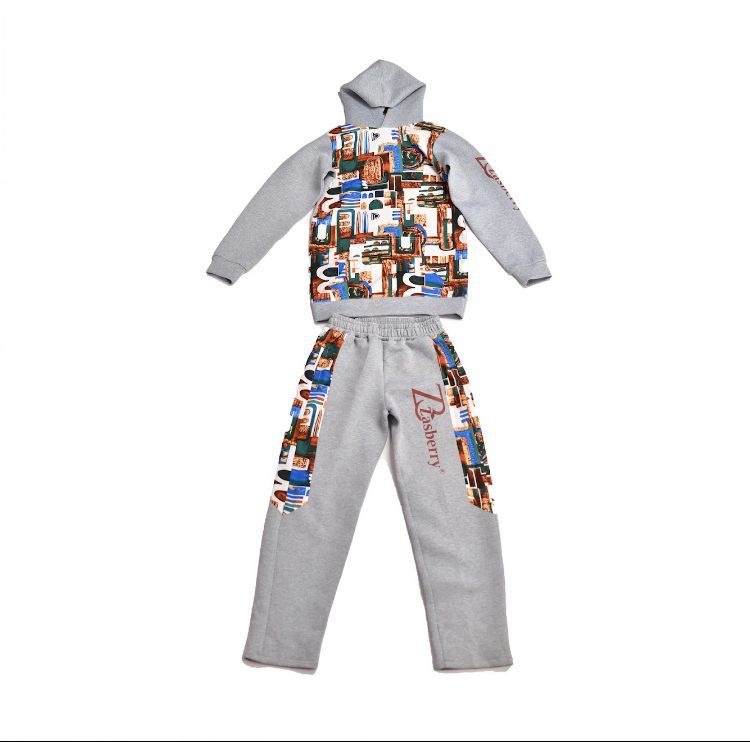Men’s Zasberry Grey Hoodie &amp; Jogger Set with Graphic Panel – Premium Streetwear Tracksuit